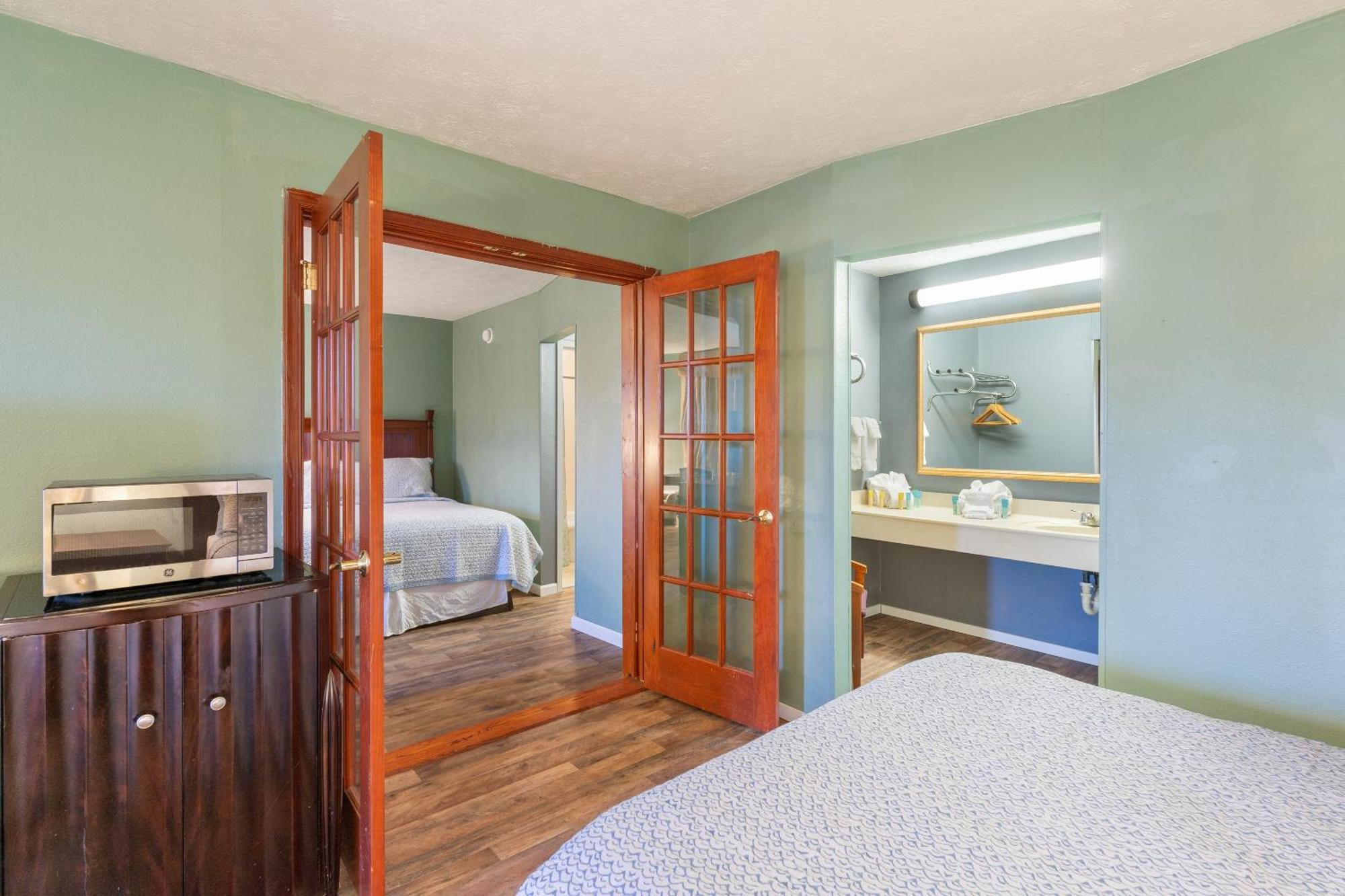 Williamsburg Suites Zewnętrze zdjęcie